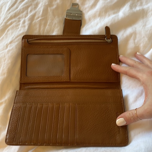 Large Michael Kora wallet - barely used - Picture 3 of 4